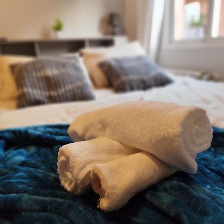 Cozy Apartment In The Heart Of Мадрид Екстериор снимка