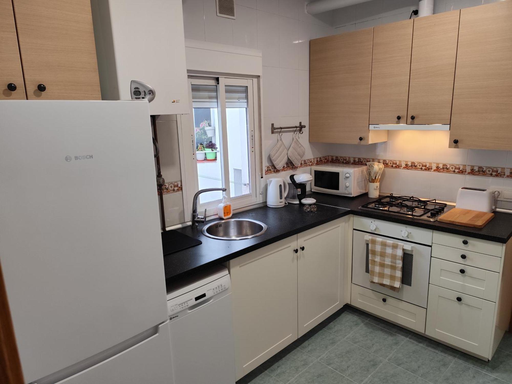 Cozy Apartment In The Heart Of Мадрид Екстериор снимка